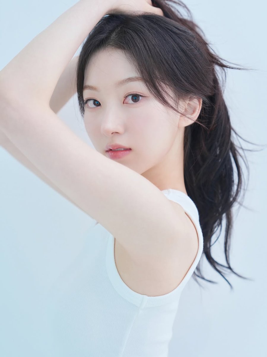 youi pics tweet media
