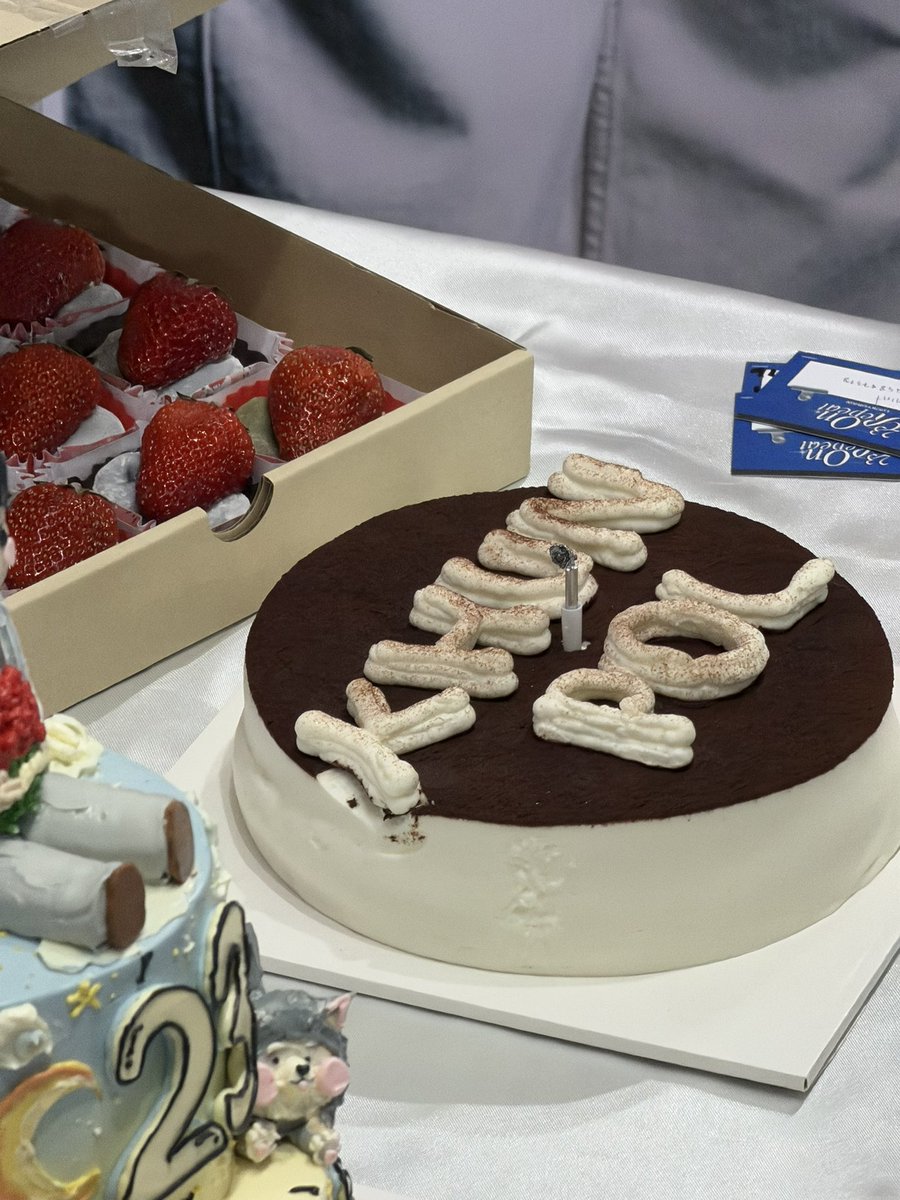 Happy Birthday KHUNPOL <a href="/khunppol/">khunpol</a> from KHUNPOLSTATS 🎂✨

#KHUNPOL 
#KHUNPOL23onRepeat
#BUSbecauseofyouishine