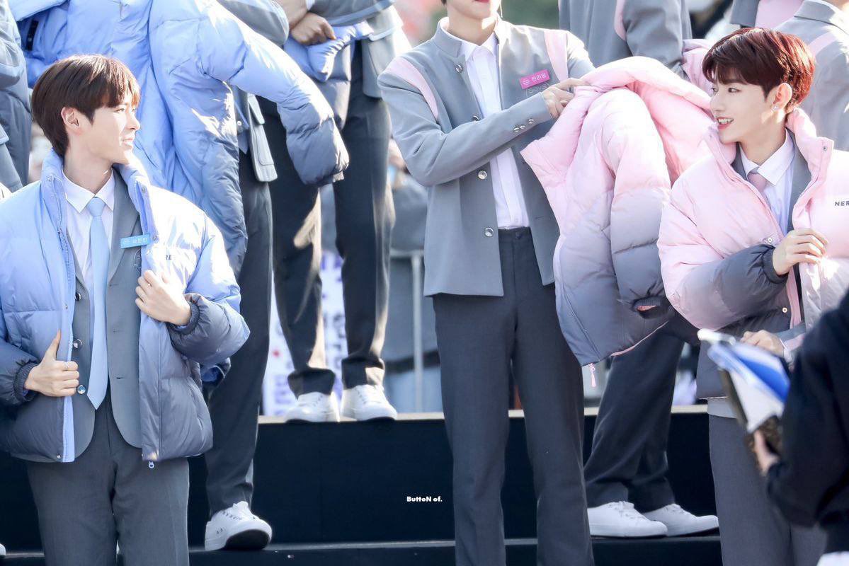 haobinmemories's tweet photo. some stories aren’t meant to stay in the same chapter forever.

hao and hanbin walked this journey side by side, giving us moments that felt small to the world but meant everything to those who watched and loved them. their smiles, their quiet support for each other, the way they seemed stronger together... those memories became a home for so many of us.

now their paths are separating, and it hurts to realize we won’t see them standing on the same stage the way we used to. but maybe this isn’t the end of the story. just two dreams continuing in different directions.

as they embark to a new path and celebrate their individual journeys, let's also honor the unbreakable bond that brought them together and made us fall in love with their story.

to hao and hanbin, thank you for every moment you shared with us and with each other. the stages may change, the groups may change, but the memories will always stay.

different paths, same memories and we'll always be here to cherish both of them🩷🩵