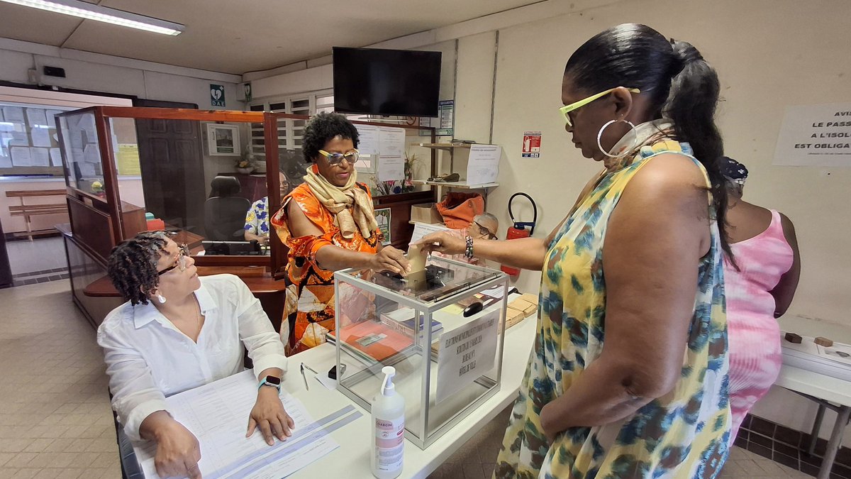 ville_trinite's tweet photo. ElectionsMunicipales2026 | les bureaux de vote sont ouverts à la trinité. 10260 inscrits attendus avec 12 bureaux. https://t.co/xOf77bO2Ur