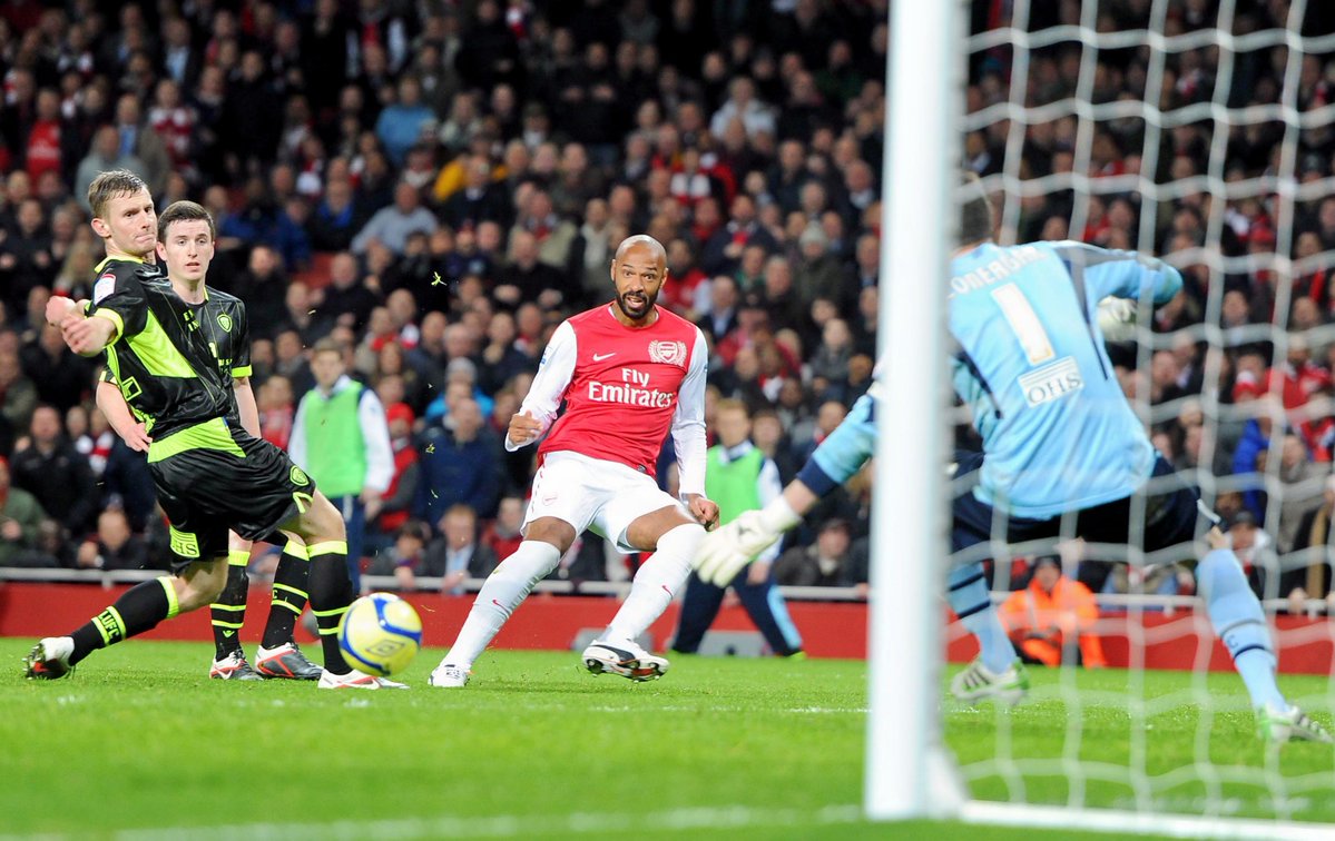 🏄🏽‍♂️ tweet media