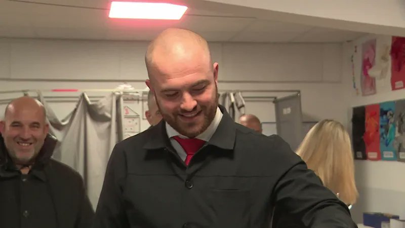 FTViaStella's tweet image. Nicolas Battini, tête de liste "Populu di Bastia" a voté ce matin à #bastia. #corse
👉france3-regions.franceinfo.fr/corse/en-image…