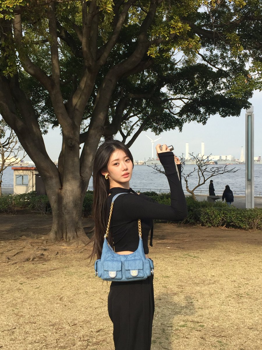 rora pics tweet media