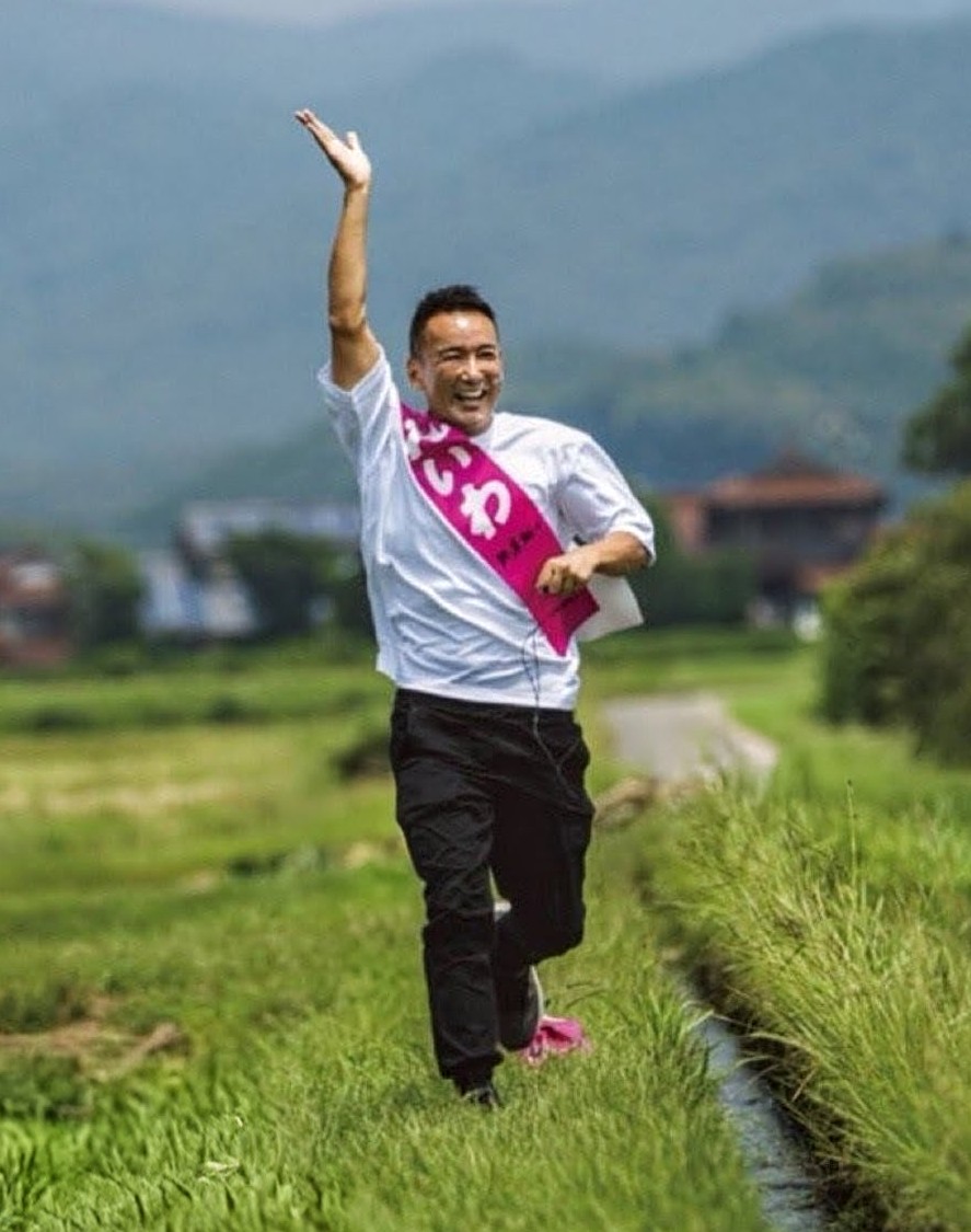 【説明しろや】れいわ新選組の前衆院議員と山本太郎代表の元秘書が告発「党は所属国会議員の公設秘書給与を国から“詐取”している」

れいわ新選組前衆院議員の多ケ谷亮氏と山本太郎代表の元私設秘書が「週刊新潮」の取材に「れいわには所属国会議員の公設秘書枠を党に上納する慣行がある」と証言した！