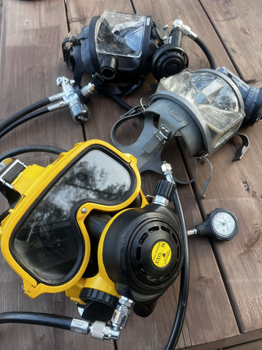 SeriousRubberBNDG tweet media