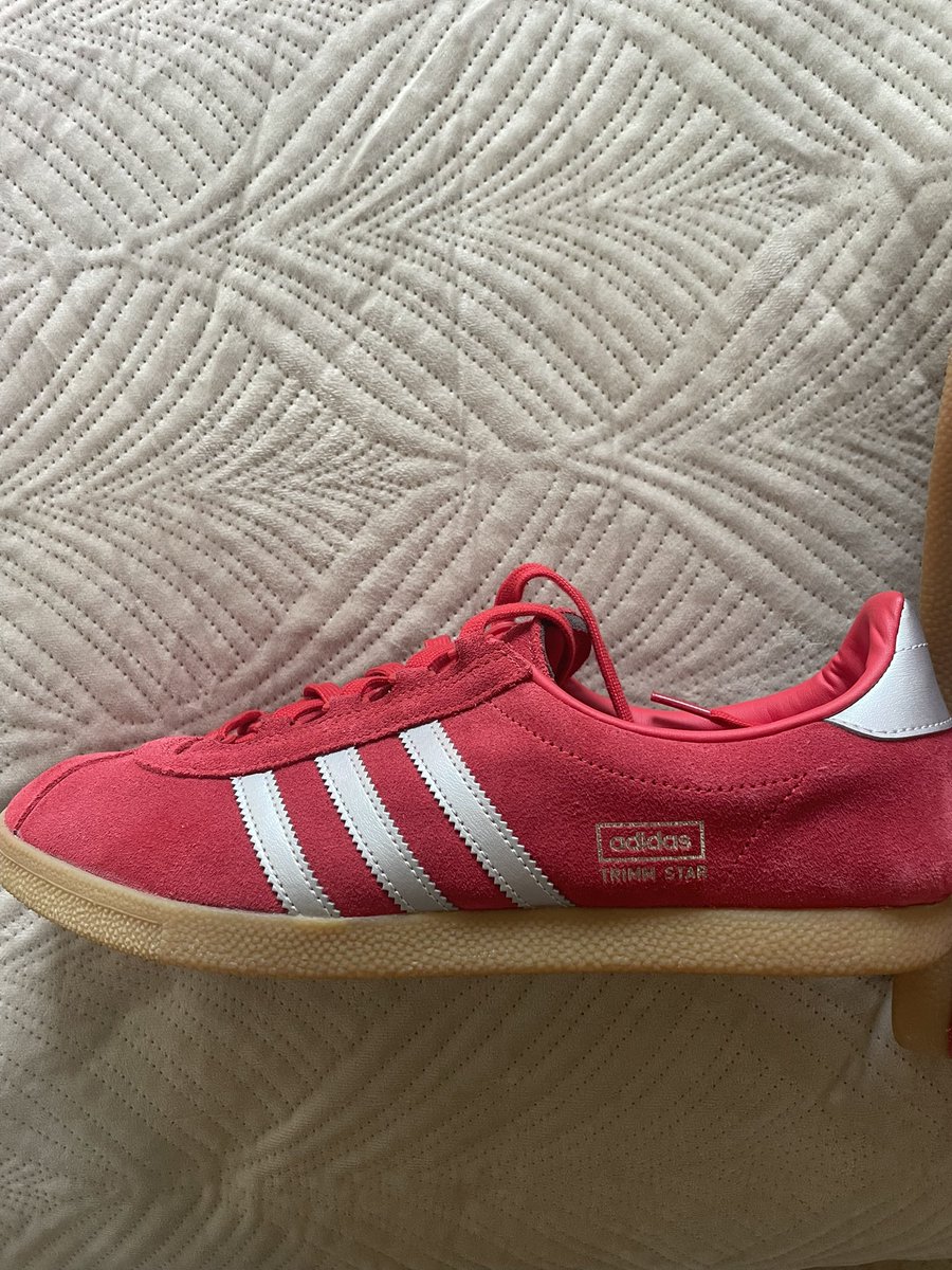 <a href="/adiFamily_/">adiFamily</a> Adidas Trimm Star “Guam” from The lost ones series 
Size 11. 
Worn couple times. 
Fantastic condition. 
£50 tyd