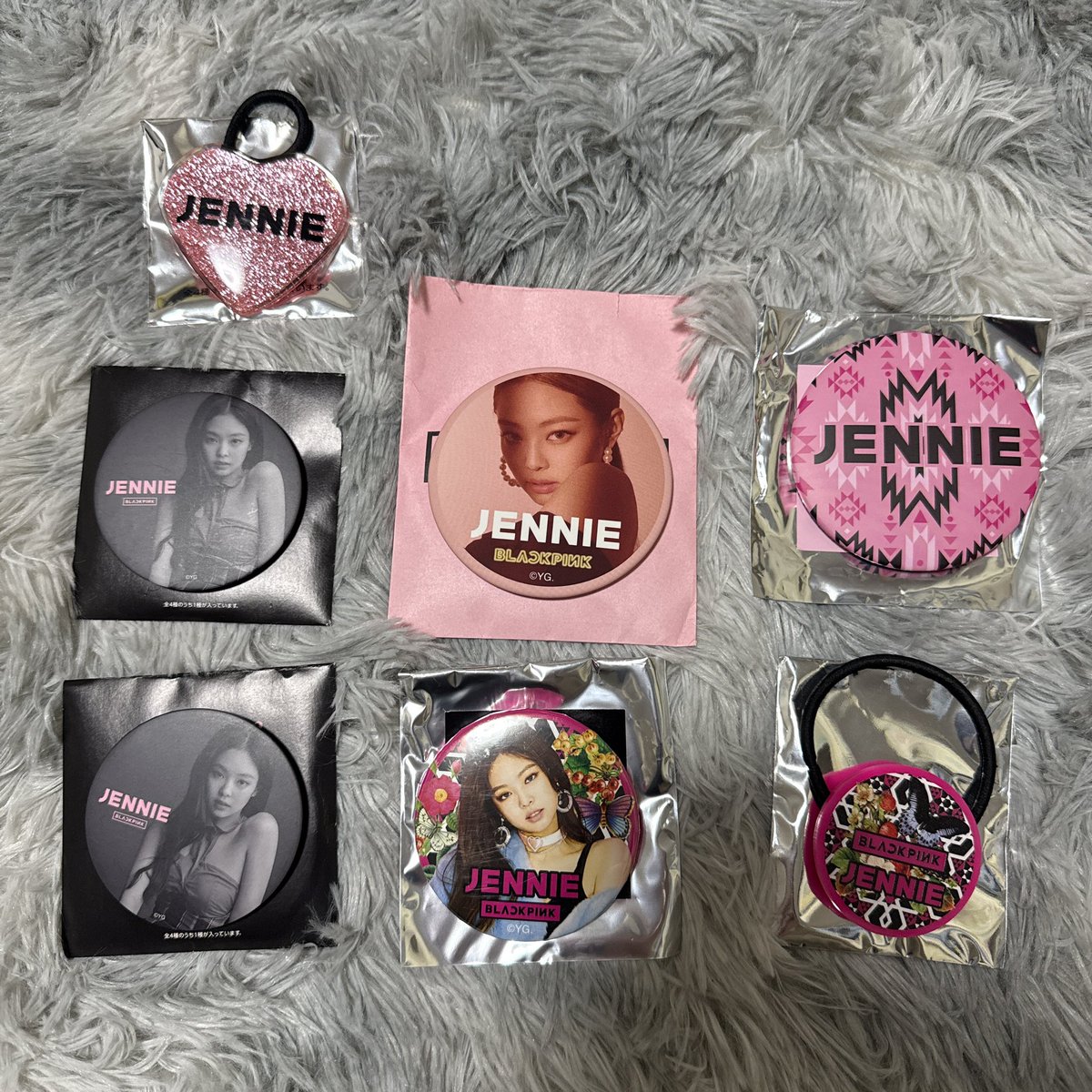 YG_116's tweet photo. どなたか欲しい方🙏🏾💕
#blackpinkグッズ https://t.co/8iIlUwKvQA