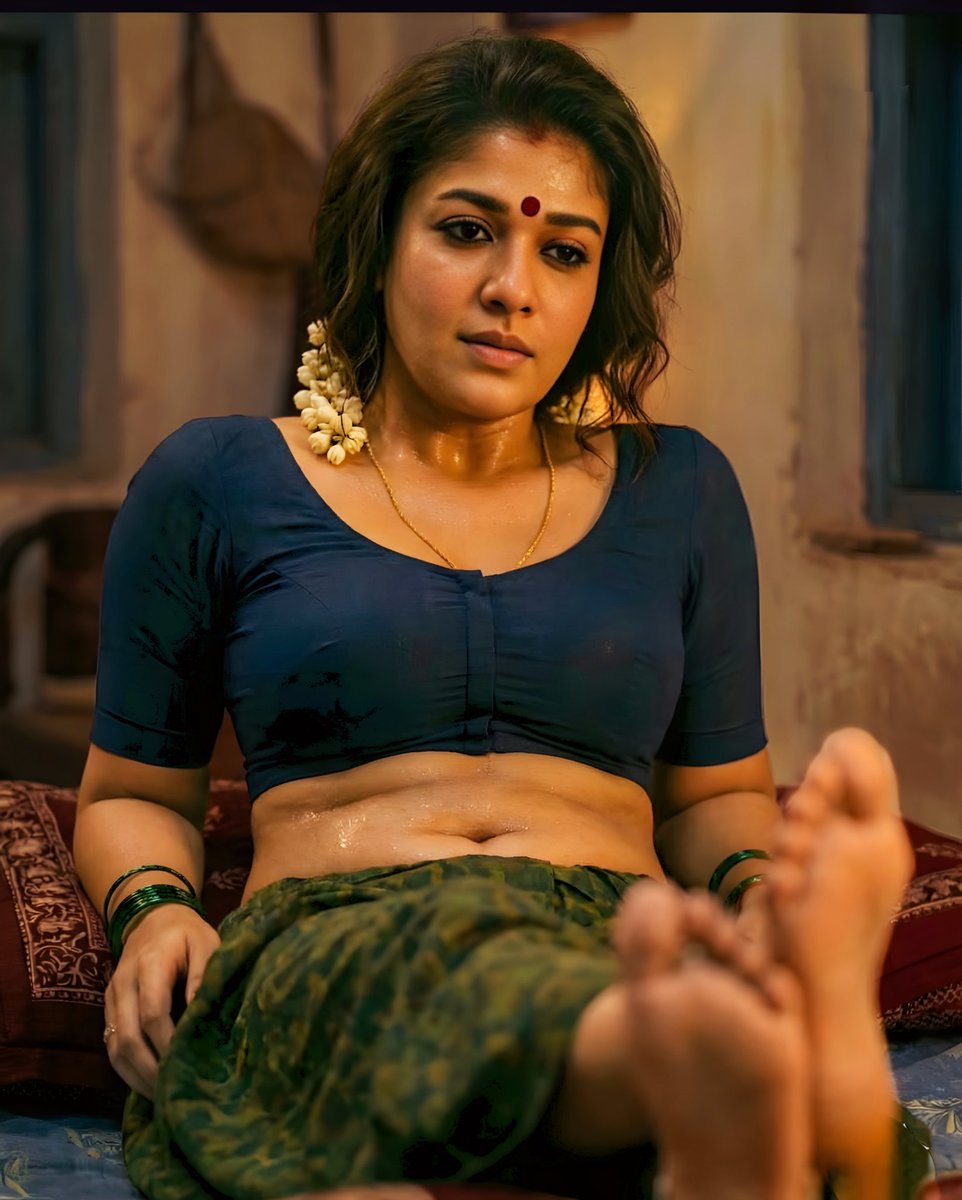 Hotwyfinthehouse tweet media