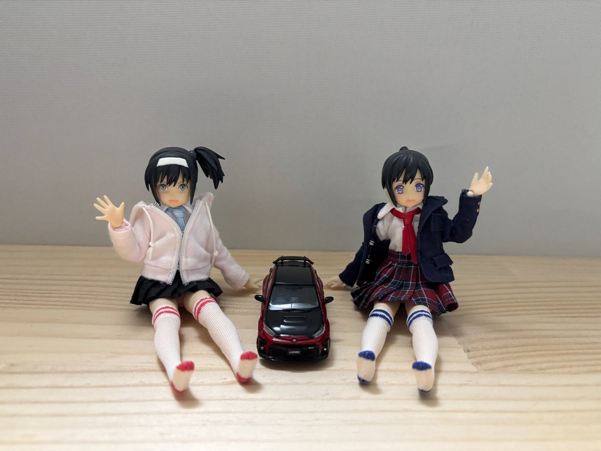 horie77616's tweet photo. 『勝田選手&ジョンストン選手おめでとう!』
うちの子からもお祝いです。
初優勝おめでとうございます!
#おめでとう貴元 & #CongratsAaron
#WRCjp #GRヤリス https://t.co/CEN1ZkbsPP