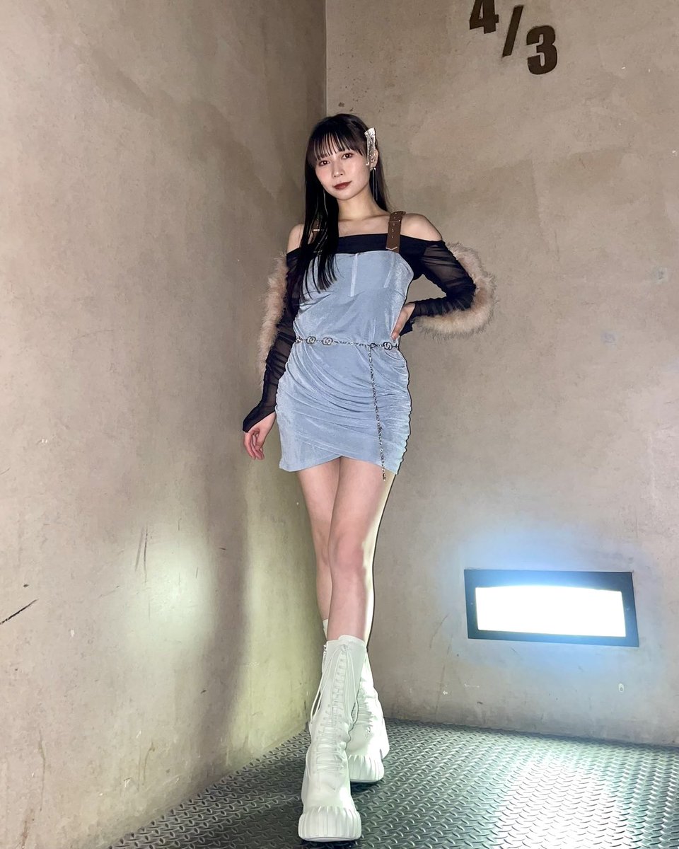 TGSastalight's tweet photo. @MeiTGSJP @TokyoGirlsStyle 「全身を撮るタイミングがなかなか無かったので友梨ちゃんにお願いしたら撮ってくれました🏹🩵」庄司芽生/東京女子流*
出典:https://t.co/SZRHpz3eBX 2024/03/15
(📸photo by yuri)
#庄司芽生 #中江友梨 #東京女子流 #女子流 #女子流16周年 #32ndシングル #230am #衣装 https://t.co/8QDW7ZbL1d