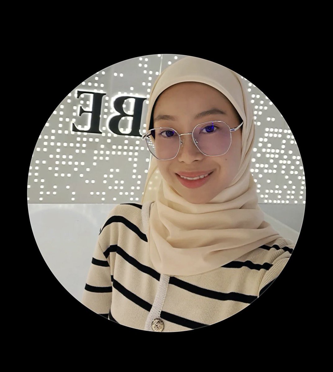 Hijabiana Venti tweet media