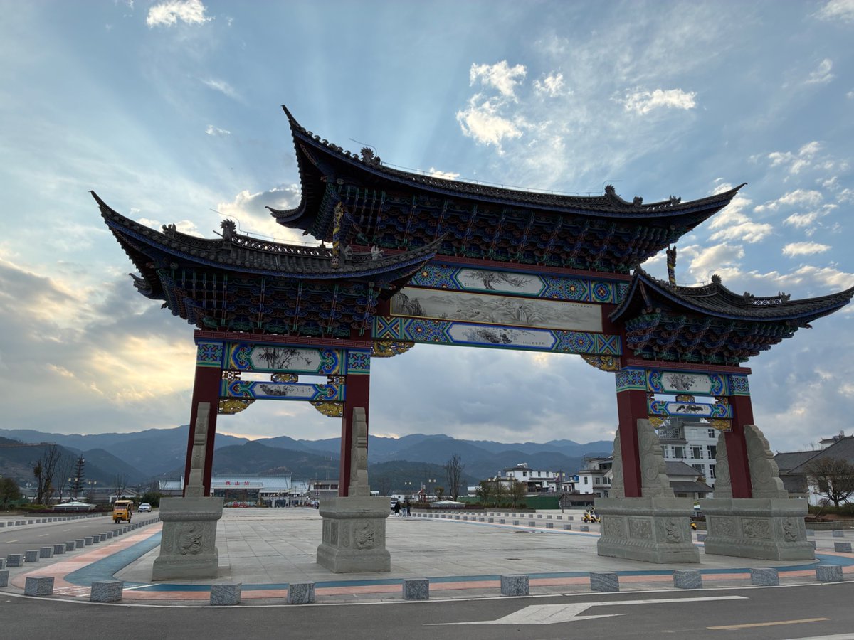 ネイビーブルー tweet media