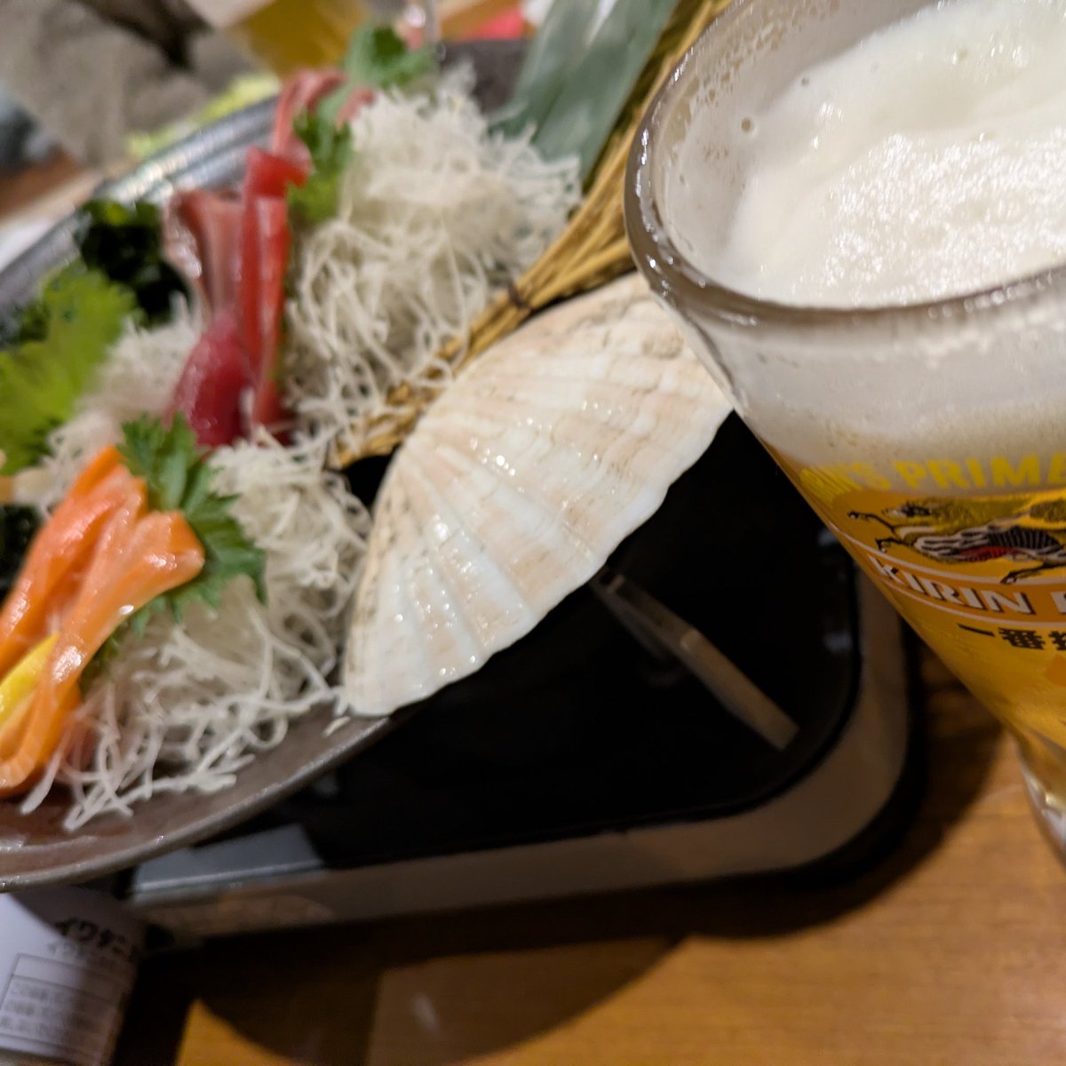 inakanoki's tweet photo. 自分の演奏会を観客として鑑賞しながら
打ち上げ開催中です🍻

皆様から沢山書いて頂きましたアンケートも
団員一同で熟読しております。
沢山の暖かいコメントありがとうございます😆 https://t.co/u0wFVqRW7j