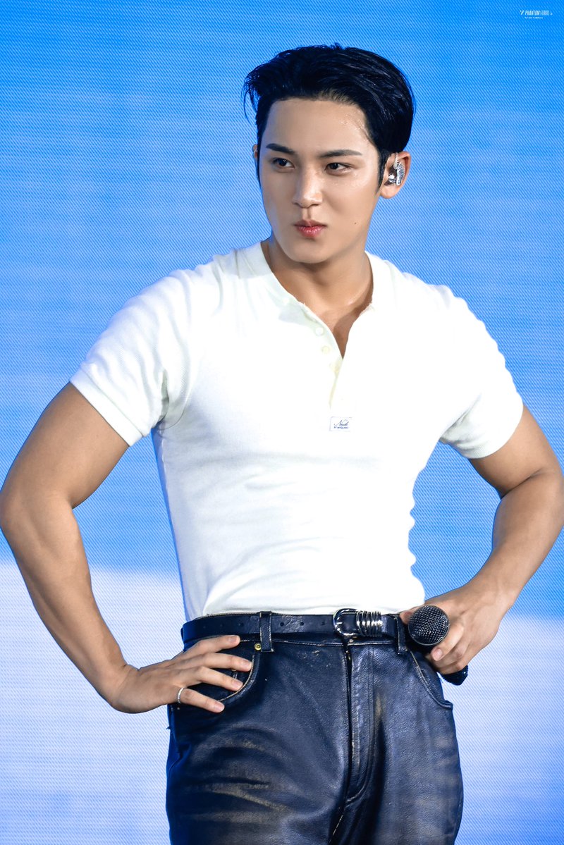 𝐏𝐡𝐚𝐧𝐭𝐨𝐦 𝟒𝟎𝟔 tweet media