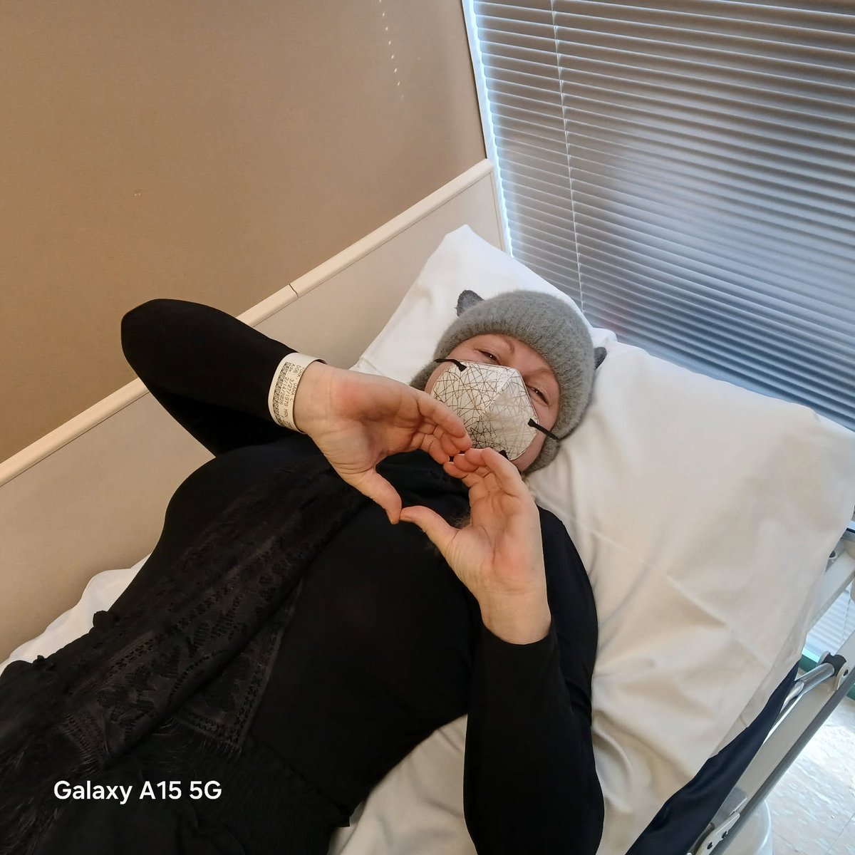 Dara in Chains tweet media