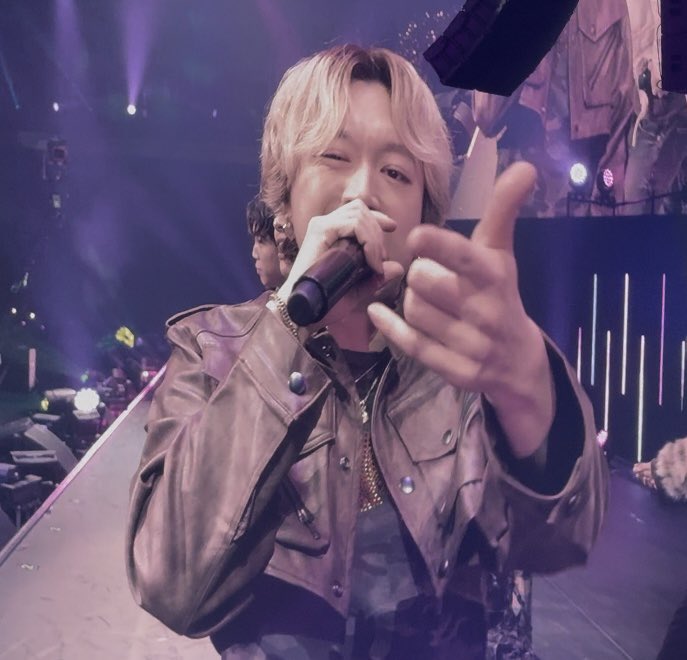 𝒦🐧ིྀ tweet media