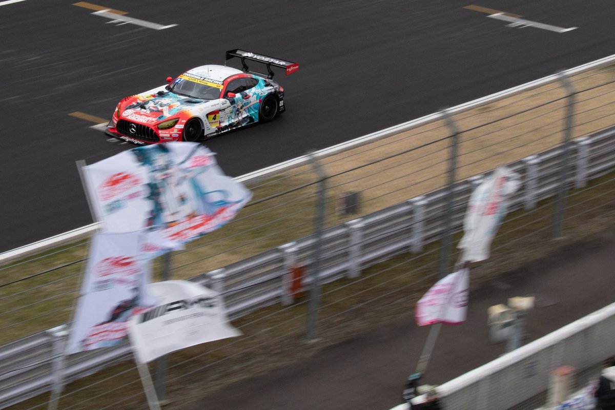 みてー tweet media