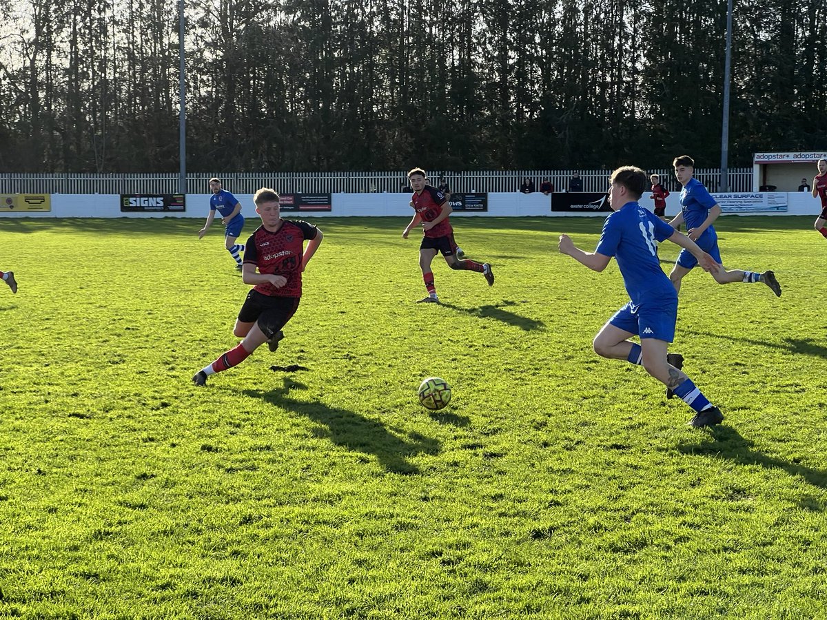CullyRangers_FC's tweet photo. Action shots from yesterday’s 5-1 victory over Honiton Town FC #upthecully https://t.co/nzTXCn83Rz