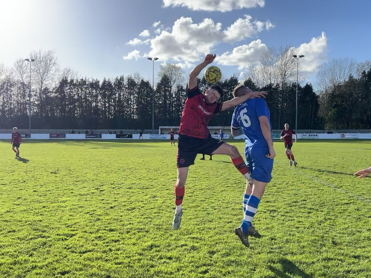CullyRangers_FC's tweet photo. Action shots from yesterday’s 5-1 victory over Honiton Town FC #upthecully https://t.co/nzTXCn83Rz