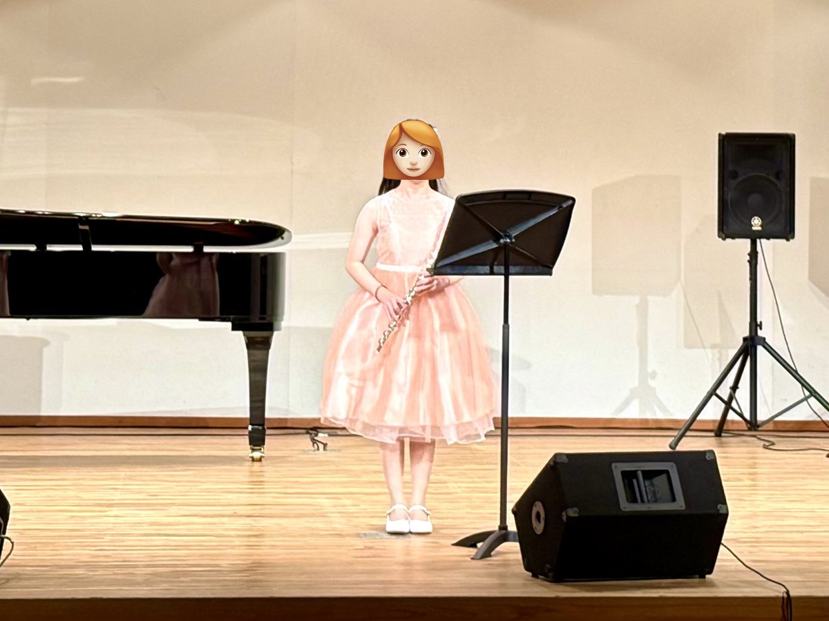 娘の発表会だった🪈　微妙に外したところもあったがギリ耐えた😌 いつもヒヤヒヤさせてくれる。中学生になっても部活とは別にフルートは続けるらしくハラハラドキドキの発表会は続く。
