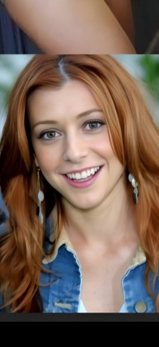 DreadedDinosaur's tweet image. The only reason I wast her Buffy the Vampire Slayer