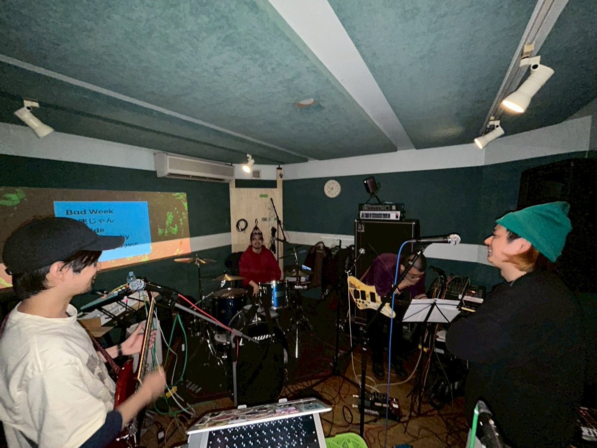 𝐏𝐮𝐟𝐟 tweet media