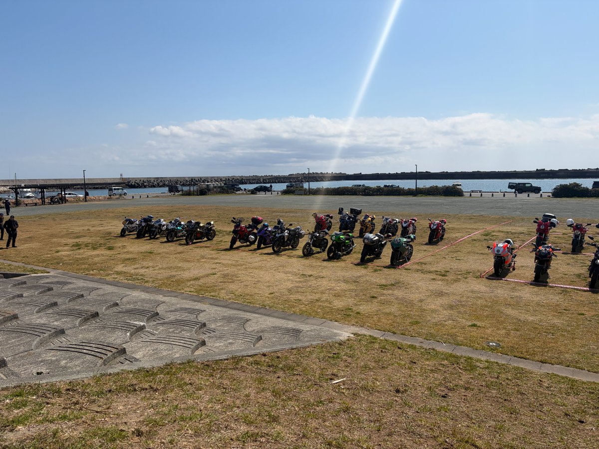 ikkow's tweet photo. Ducati空冷ミーティング 貴重な車種も見れて満足 https://t.co/d9GLGsInGo