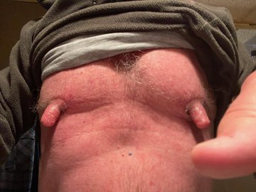 Lowhangers&nips tweet media