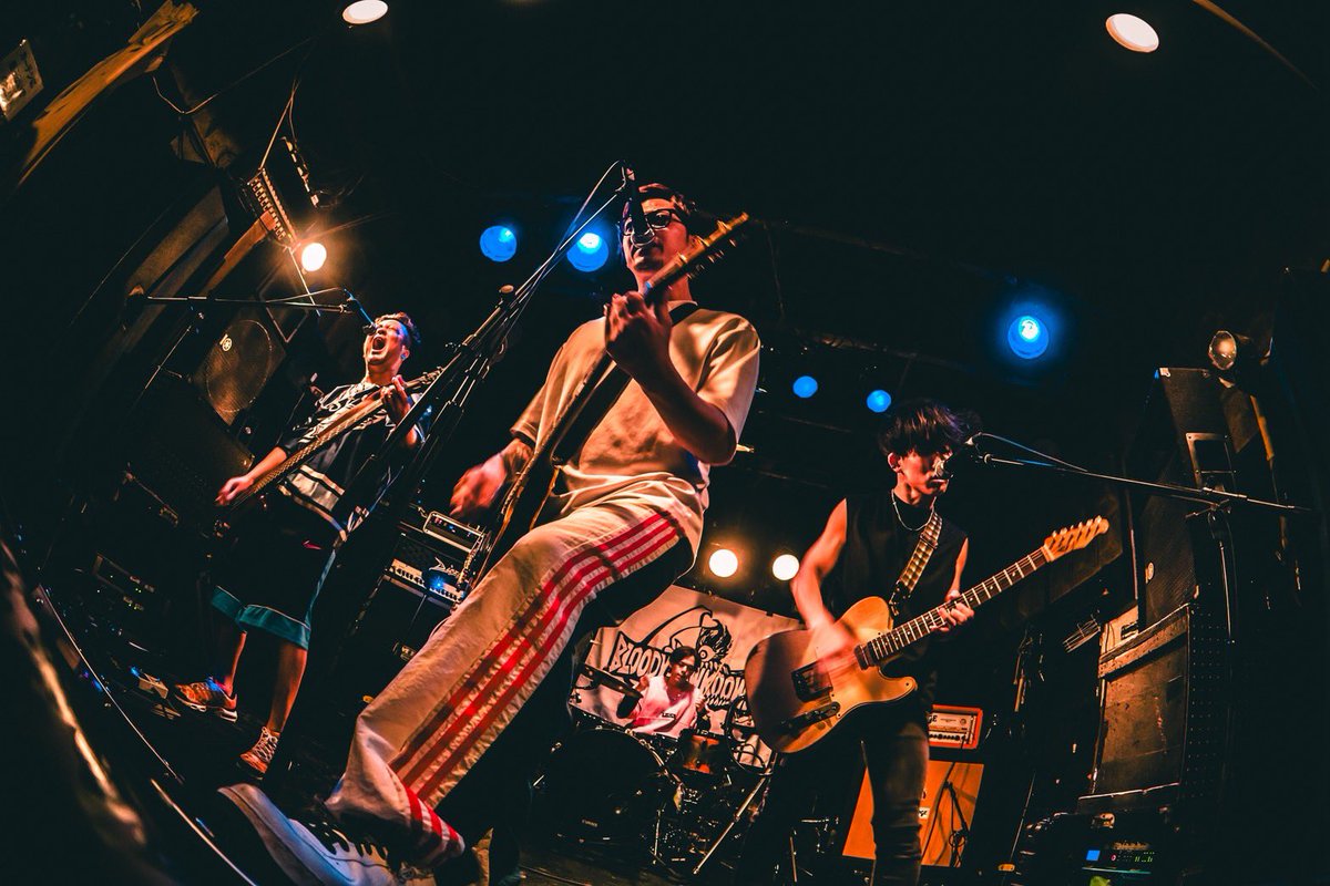 BLOODY HAWK DOWN tweet media