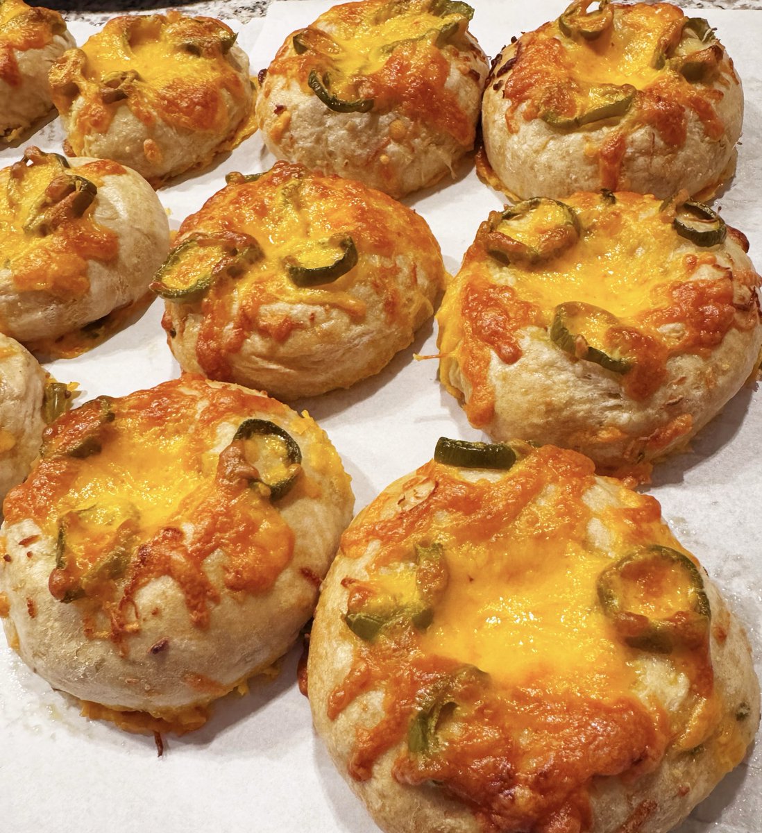 k@te and discontent tweet media