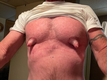 Lowhangers&nips tweet media