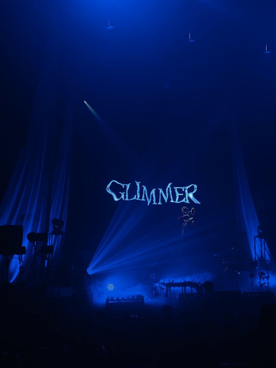 szstn's tweet photo. えーん😭🫶
#須田景凪 さんのツアー #GRIMMER 大阪むちゃくちゃ良かった〜〜!!! 座席もセトリも最高で!♡゛すごいたくさん歌ってくれた気がして本当に嬉しかった!懐かしい曲いっぱい聴けたんだよ〜〜☺️🫰!
再来週の東京も楽しみっ
歌も声もMCも何もかも最高な須田さんを皆好きになればいいのに! https://t.co/E7L17B55QZ
