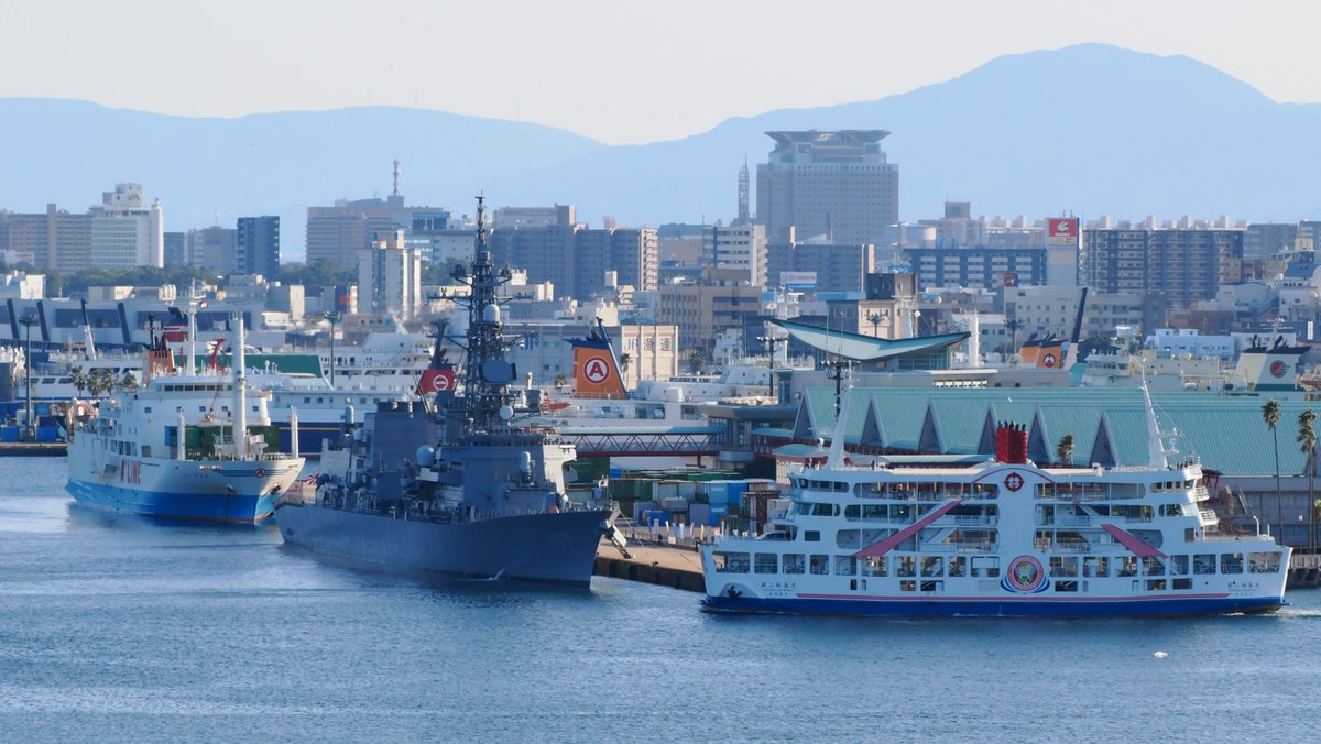 GakuHayato's tweet photo. むらさめ型護衛艦7番艦
いかづち DD-107
JS IKAZUCHI
鹿児島本港区北埠頭
2026.03.15
#むらさめ型
#護衛艦いかづち
#DD107 https://t.co/tMyLoKDQDa