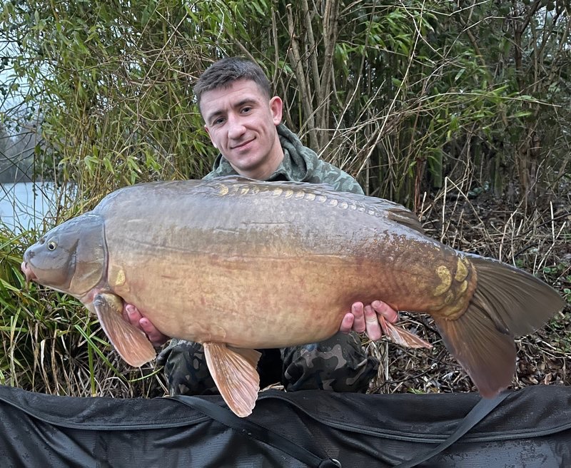 r0wanoufc tweet media