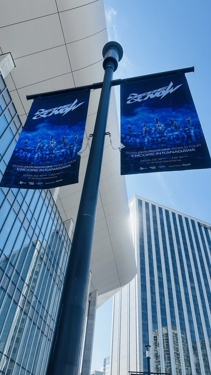 昨日ライビュとデビュー前に渡韓して応援カフェ巡ったのとツアーと現場ラストの写真‼️
悠と2人でたくさん渡韓したりゼロ二コラボも行き色々やって楽しい思い出がいっぱいの2年半だった😌👍
さっきのがラストなの夢みたいだ〜〜〜〜！ほんと全員大好き❣️❣️❣️