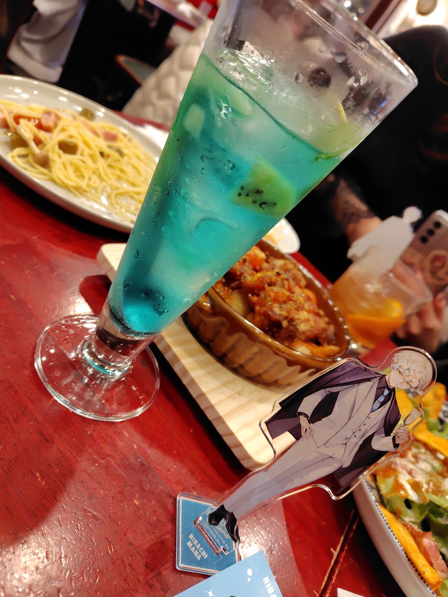 yzg07's tweet photo. 姉夫婦とHUBコラボ
全部美味しかった https://t.co/tpWGgaTJE8