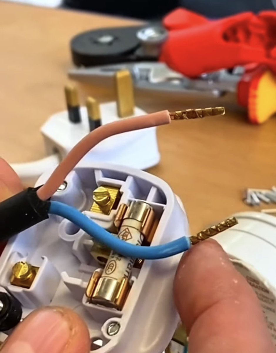 GSH Electrical tweet media