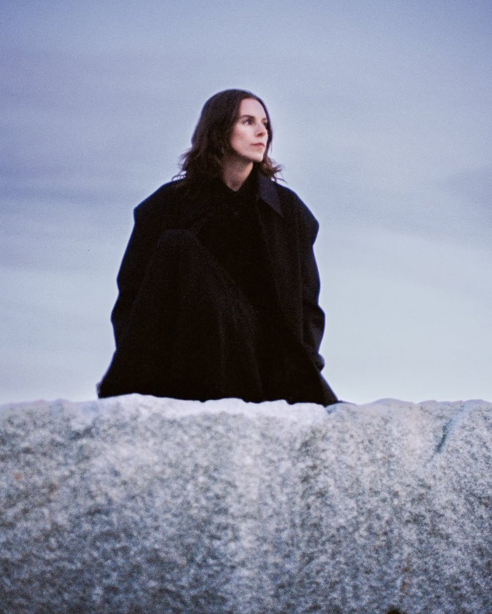 PVRIS UPDATES tweet media