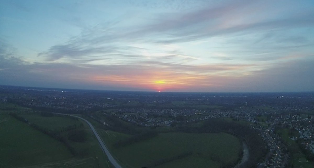gdubb72's tweet photo. I snuck out and flew my #AtomRC #Penguin, against my better judgment. I did manage to capture a fuzzy picture of the sunrise. It was quite #windy @ChrisMartzWX @SKrystle10886 @PecosHank @NWSLouisville @wxgrl @Kentuckyweather https://t.co/5dyOFIU4h8