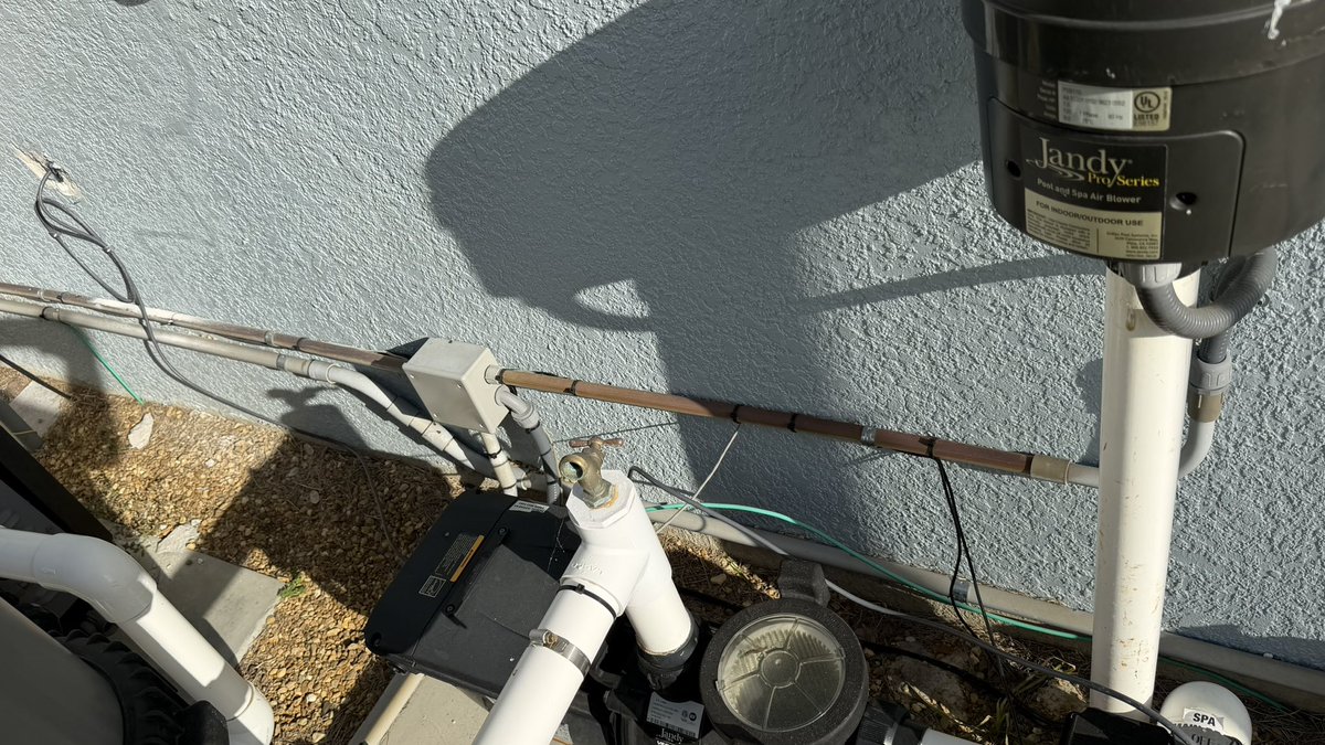 Barry Lynch tweet media