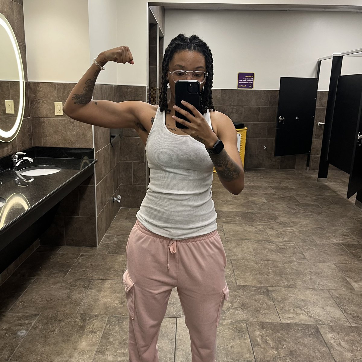 neppah ti tel 💜 tweet media