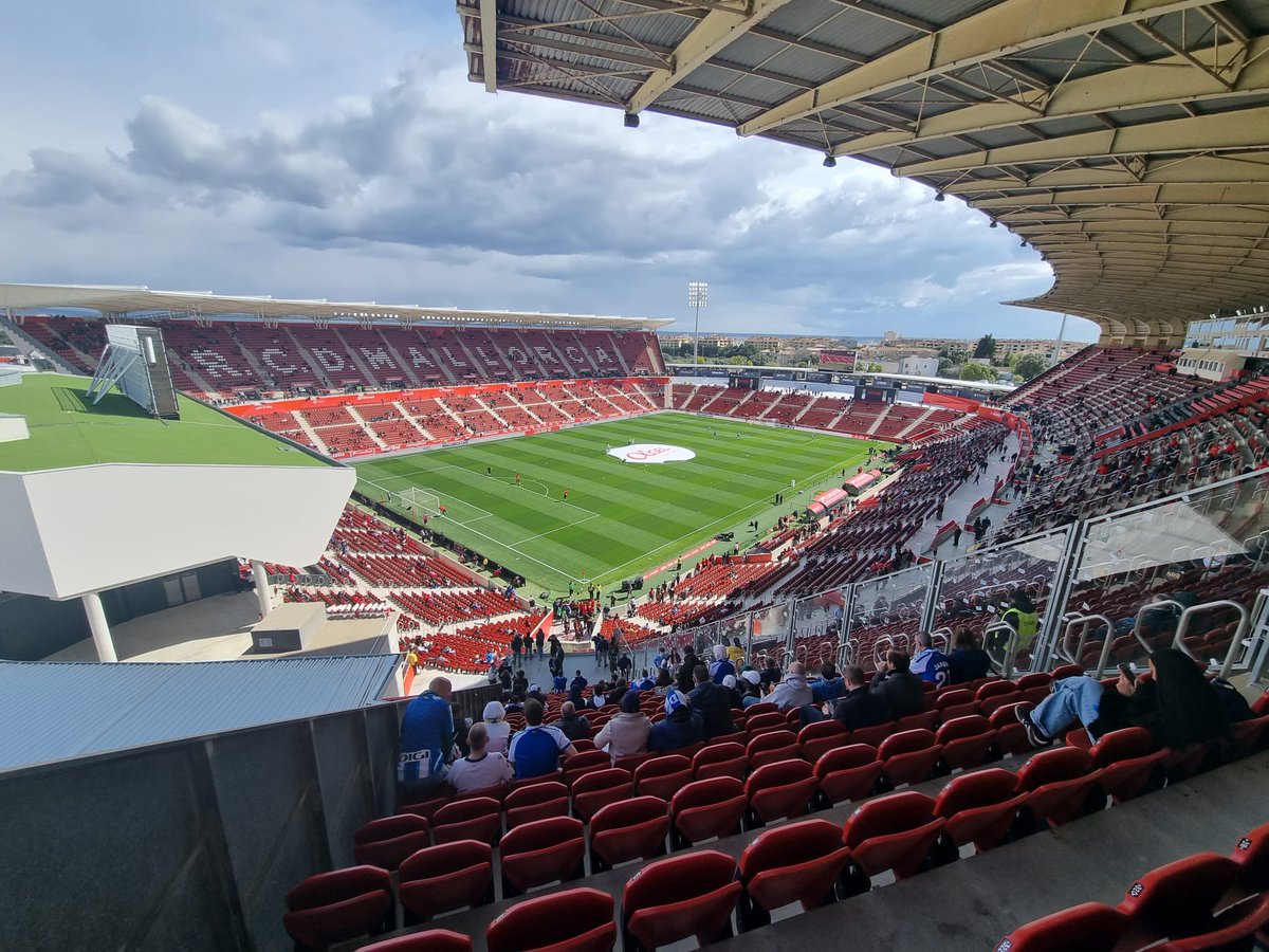 PericosBlanes's tweet photo. Ja anem arribant a l’Estadi de Son Moix.
Finalment serem 8 socis de Blanes a Mallorca 💪💪
A per totes pericossss 💙🤍💙
#rcde @fcp_espanyol @RCDEspanyol https://t.co/VY1MLW4FGA