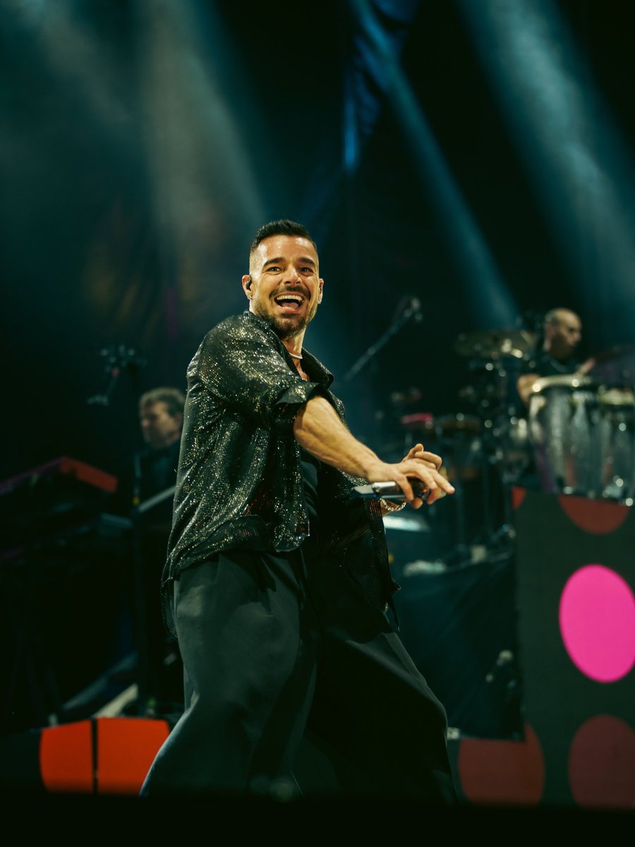 Ricky Martin tweet media