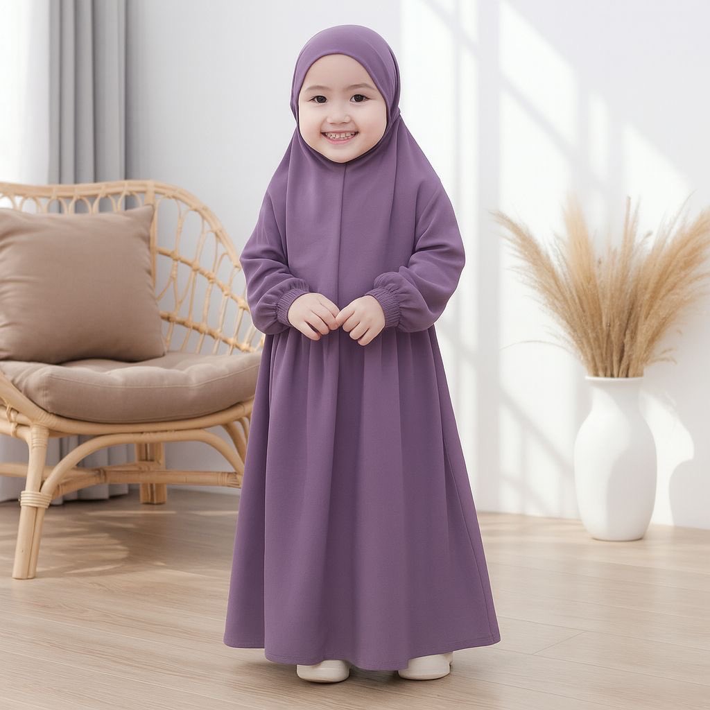 imamhkim's tweet photo. Kata siapa anak kecil nggak bisa tampil modis &amp; syar'i sekaligus? 👀

Bahan adem, motif lucu, jahitan rapi — si kecil betah pakai dari pagi sampai malam 🌙

kalau mau lihat koleksinya, di https://t.co/ORzdC4M0SR Banyak pilihan warna &amp; ukuran 💌

#GamisAnak #BusanaMuslimAnak https://t.co/m66JwG2C83