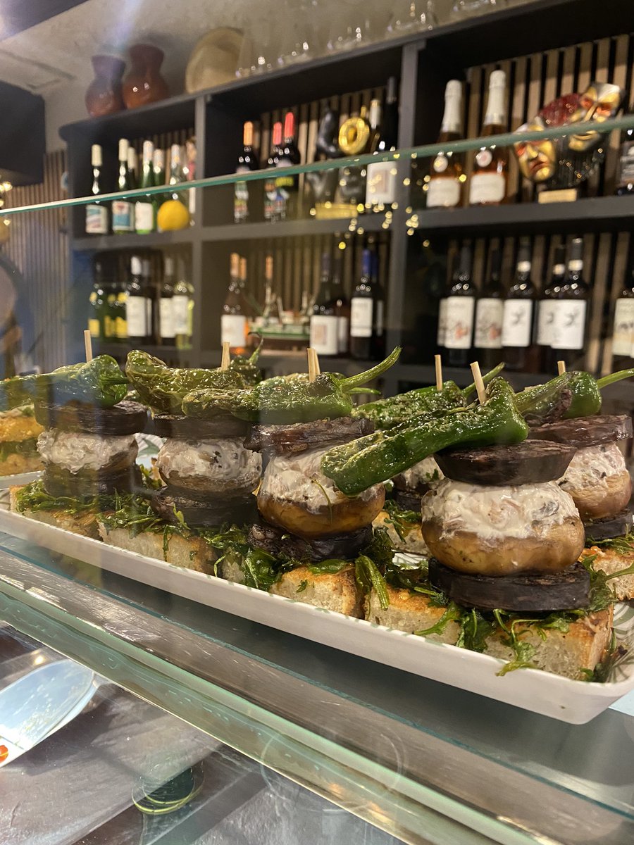 Sir Sean Sitges tweet media