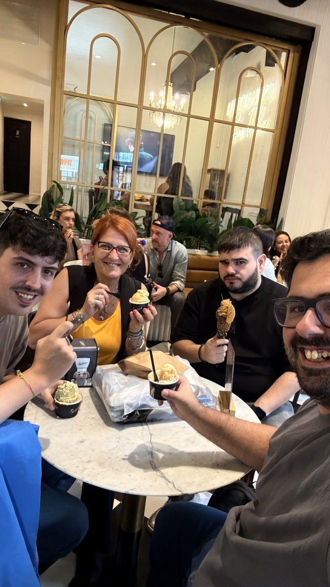 Valen 🍺 tweet media