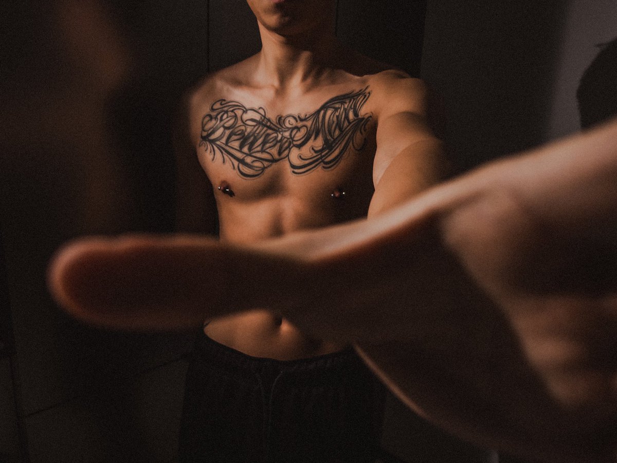 紧身小伙 tweet media