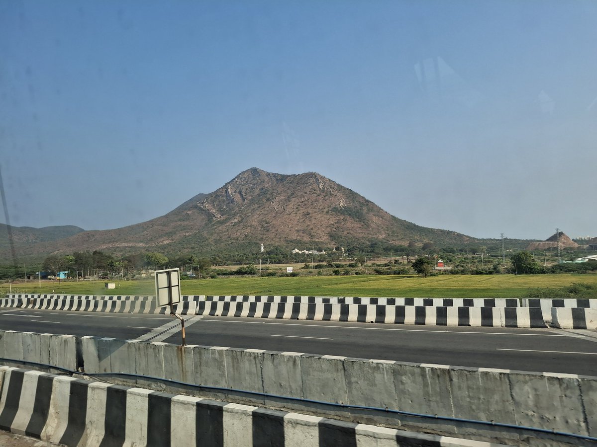 Valueablegem tweet media