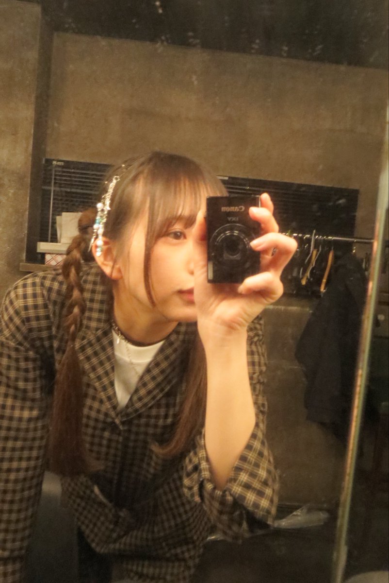 ruka_staff's tweet photo. 三品瑠香BANDLIVE
FC最速先行受付が本日までとなります！

2026年5月2日(土)
@ HEAVEN'S ROCKさいたま新都心 VJ-3
1部：開場15:00 / 開演15:30
2部：開場18:00 / 開演18:30

▼お忘れなく🎸💥
https://t.co/BmGKg2ctam

#三品瑠香 https://t.co/b2Il0y27hj