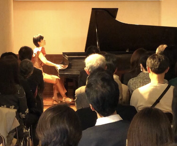 Takagiklavier's tweet photo. 2026.3/14 松濤サロン
20周年記念コンサート
西井 葉子ピアノリサイタル
(H.I)
#西井葉子 #タカギクラヴィア松濤サロン #20周年記念コンサート #cd75 https://t.co/6ebEj5jjQp